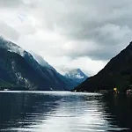 Vandrerhjem Trolltunga