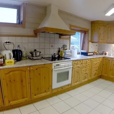 트롤퉁가 스튜디오 *