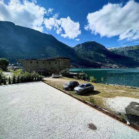 트롤퉁가 스튜디오 호스텔 오다