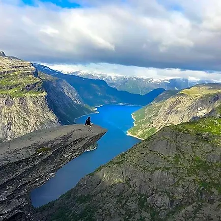 Trolltunga
