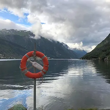 Hostel Trolltunga
