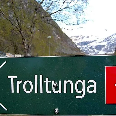 Trolltunga Odda