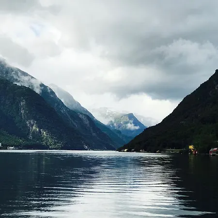 Хостел Trolltunga