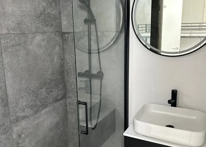 Trolltunga Vandrarhem *