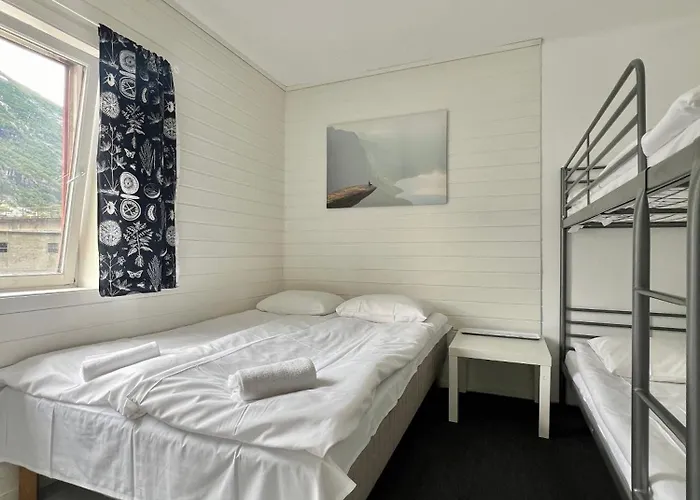 Trolltunga Hostel