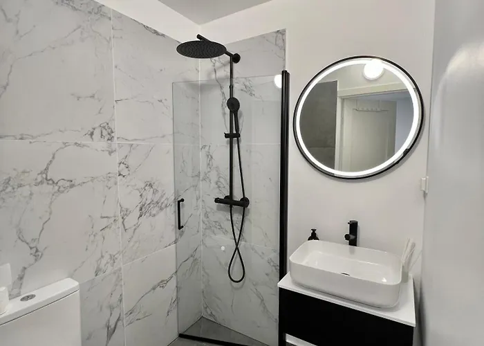 Trolltunga Vandrarhem *