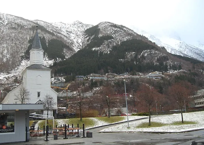 Vandrarhem Trolltunga *