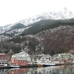 Vandrerhjem Trolltunga Odda